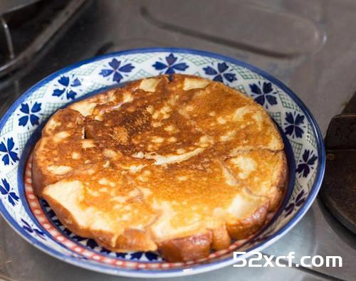 平底锅做翻转苹果派制作方法