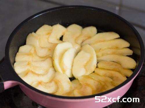 平底锅做翻转苹果派制作方法
