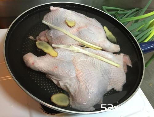 酒香油葱鸡的做法