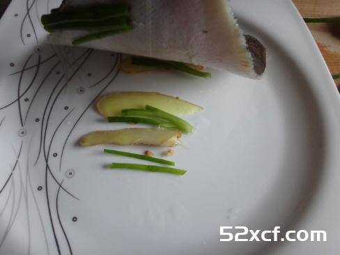 黄椒酱蒸鲽鱼的做法