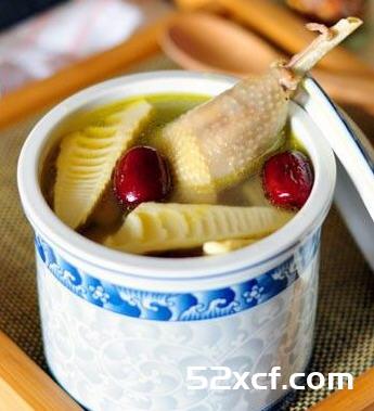 春笋土鸡汤的做法