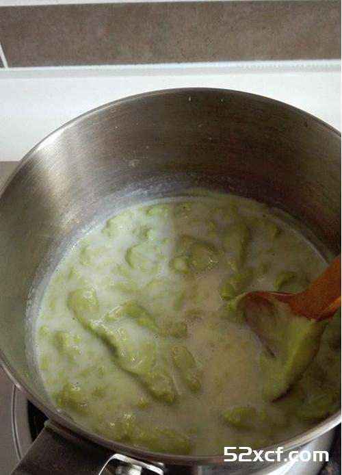 牛油果布丁的做法