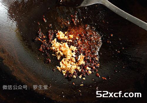豆干芹菜炒肉片的做法