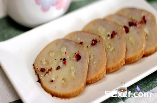 蜂蜜糯米藕的做法