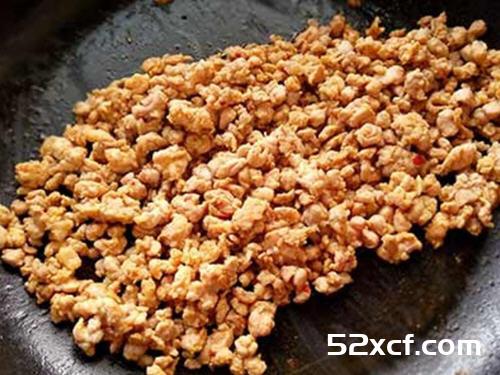 韩式起司辣味肉燥卷饼的做法