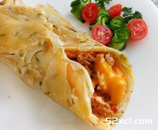韩式起司辣味肉燥卷饼的做法
