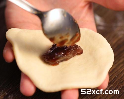 叉烧菠萝包的做法