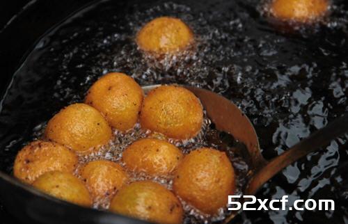 炸丸子用面粉还是淀粉