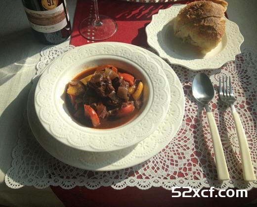 匈牙利炖牛肉Beef Goulash