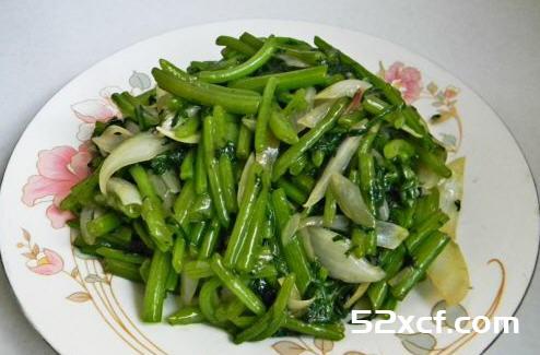 茼蒿炒元葱的做法