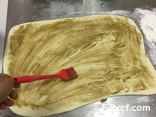 手撕香肠饼电饭煲版