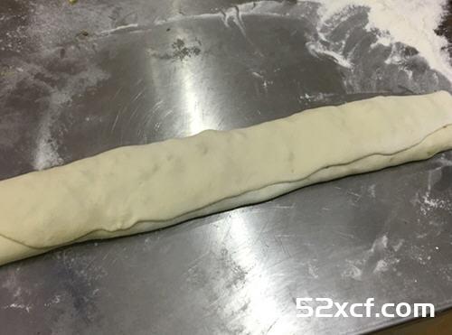 手撕香肠饼电饭煲版
