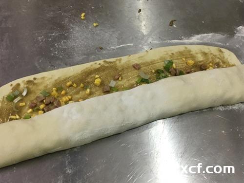 手撕香肠饼电饭煲版
