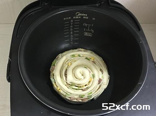 手撕香肠饼电饭煲版