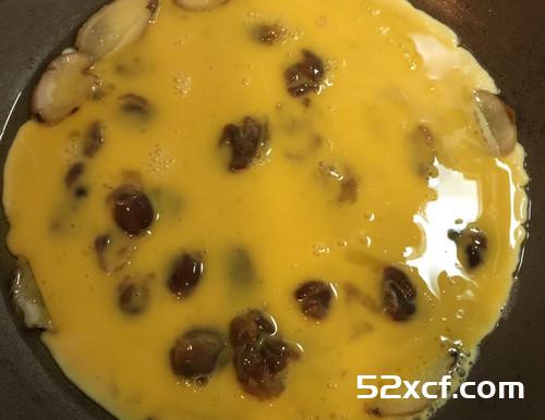 苦茶油姜片桂圆蛋饼