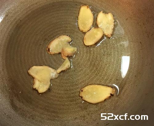 苦茶油姜片桂圆蛋饼