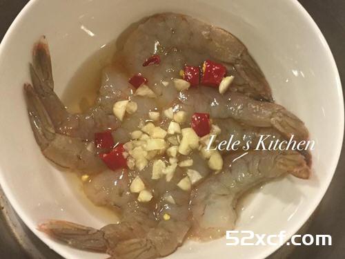 泰式柠檬虾电锅版的做法