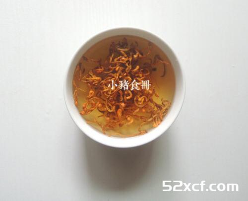 虫草药膳土鸡的做法