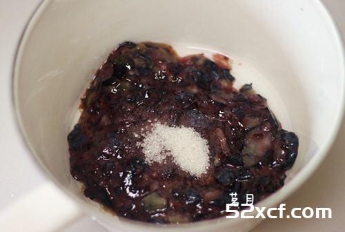 蓝莓酸奶冰棒的做法