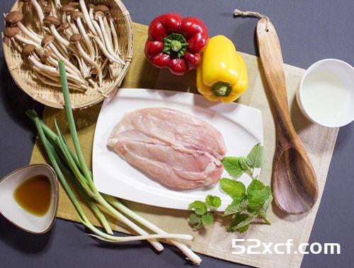 甜椒炒鸡胸肉的做法