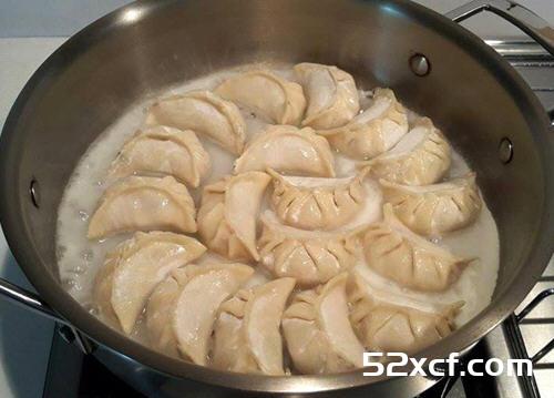 日式饺子怎么煎好吃