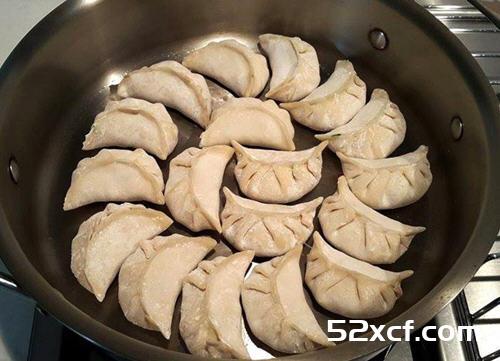 日式饺子怎么煎好吃