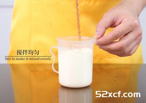 火龙果脏脏茶的做法
