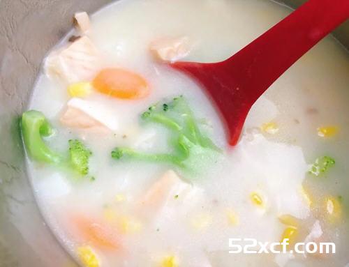 鲑鱼玉米浓汤的做法