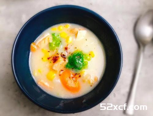 鲑鱼玉米浓汤的做法
