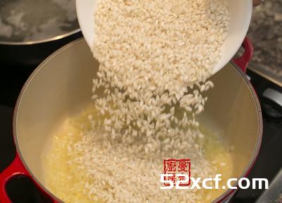 野生菌菇意大利烩饭的做法图解