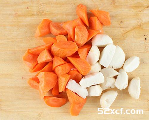 腐乳炖羊腩的做法