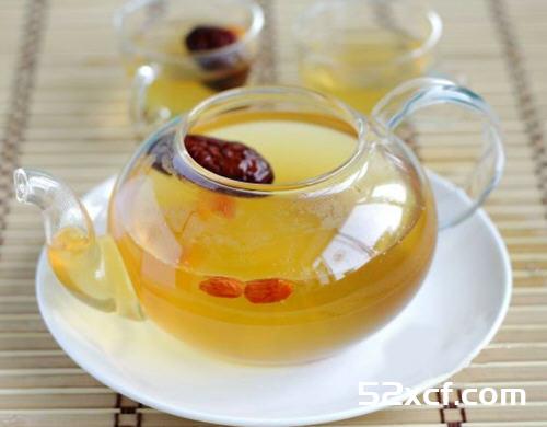 红枣泡水喝有什么作用？不同泡法不同功效解析