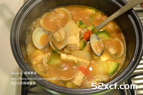 韩式蛤蜊大酱汤