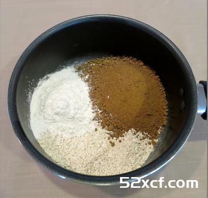 黑糖莲藕凉糕的做法