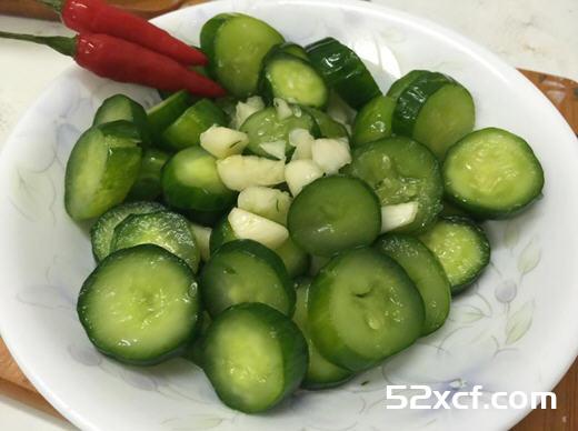 白醋凉拌黄瓜的做法