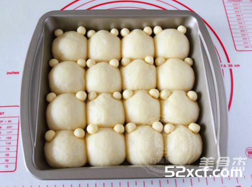 小熊挤挤面包的做法