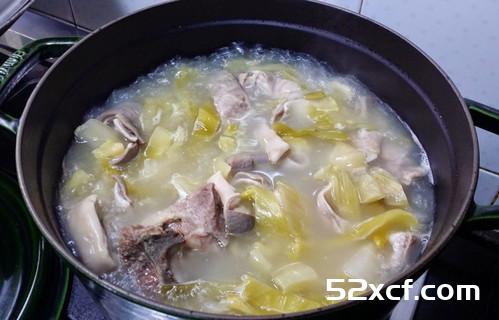咸菜胡椒猪肚排骨汤的做法图解