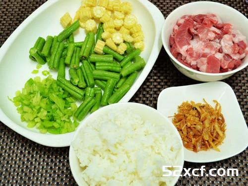 五花肉长豆咸粥的做法
