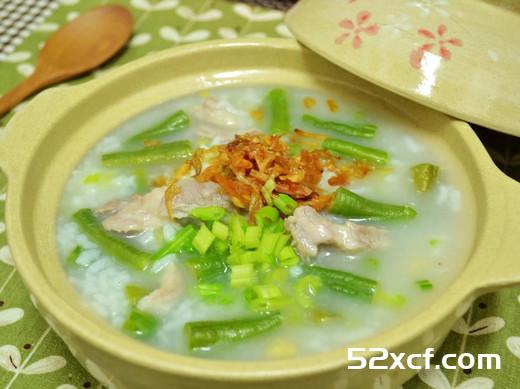五花肉长豆咸粥的做法