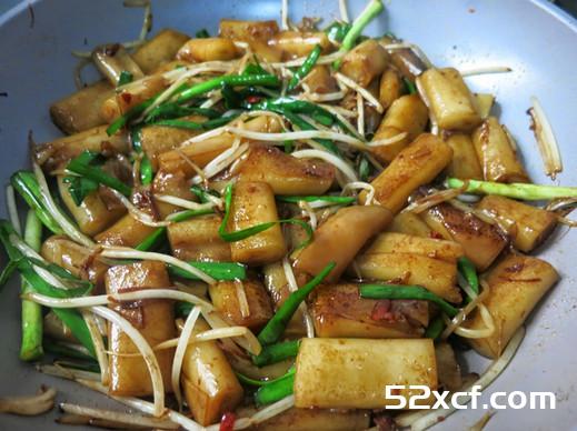 XO酱豉油皇炒肠粉的做法