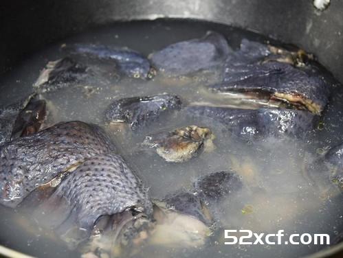 淮山乌骨鸡汤的做法