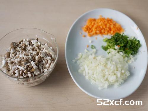 三彩鲜肉卷微波炉版
