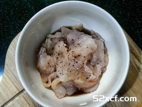 杏鲍菇炒嫩鸡胸的做法