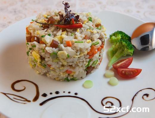 家常乌鱼子炒饭
