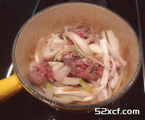 洋葱牛肉烧的做法