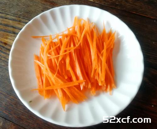 黄瓜拌绿豆芽家常做法