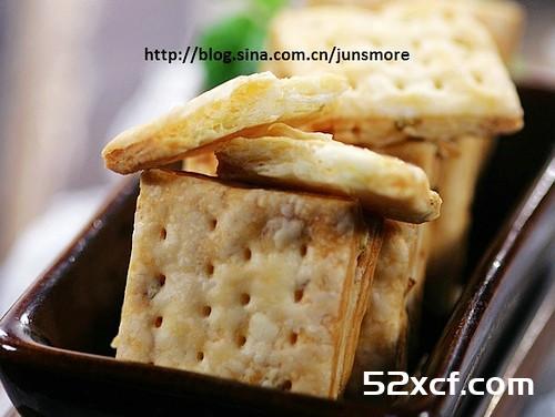君之葱油香酥饼干的做法