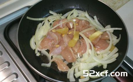荫凤梨炒鸡肉的做法