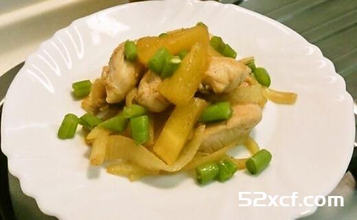 荫凤梨炒鸡肉的做法