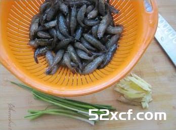 油爆河虾的家常做法